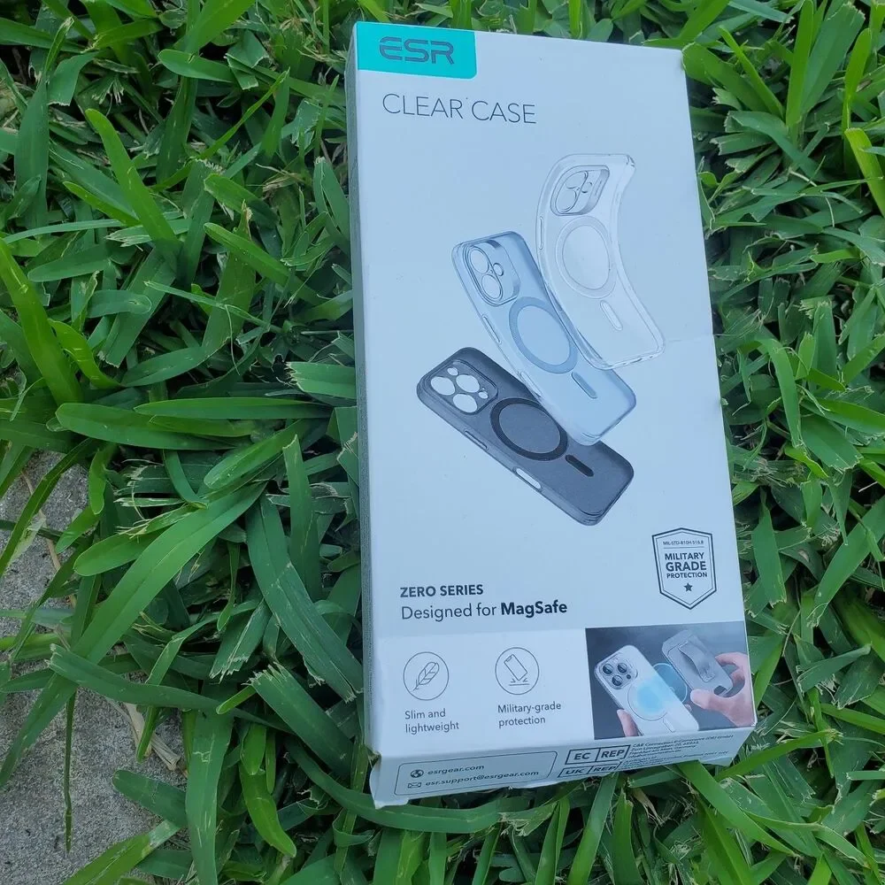 ESR Zero Clear Case Designed for iPhone 16
